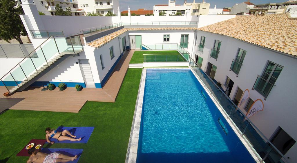 Peralux Hotel Exterior foto