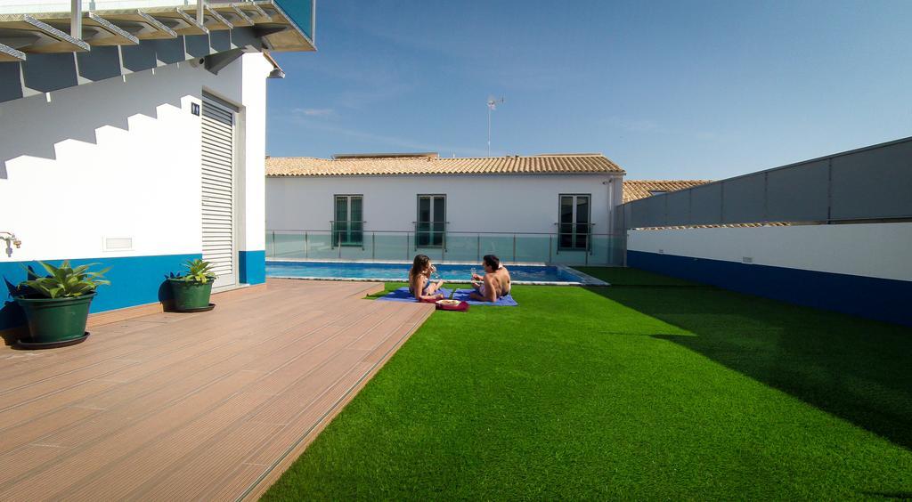 Peralux Hotel Exterior foto